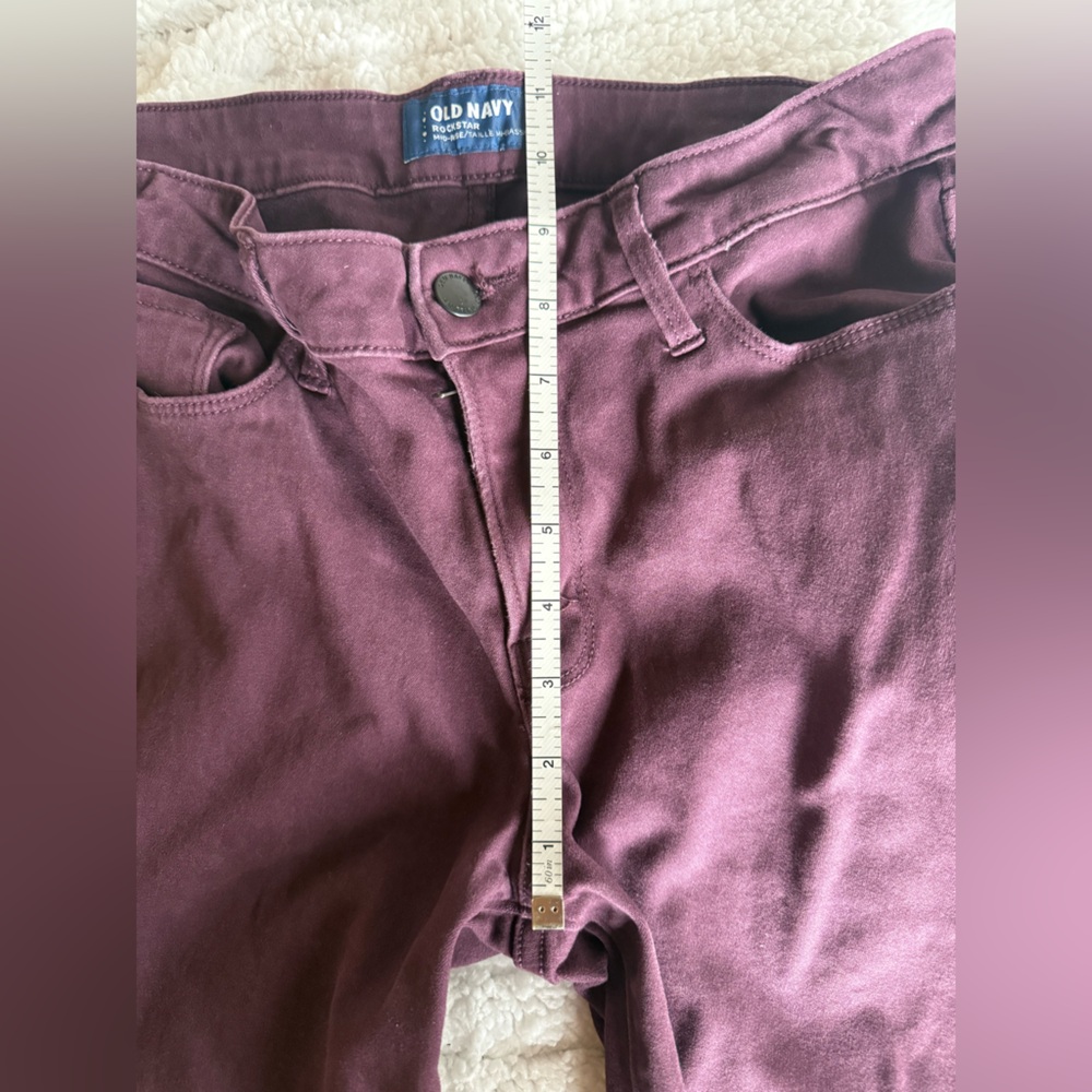 Old Navy Rockstar Midrise Deep Plum Skinny Jeans - Size 8 - Picture 6 of 7